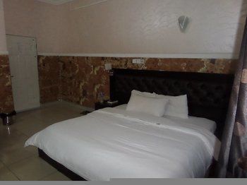 Dilic Hotel Mobushipe Екстер'єр фото